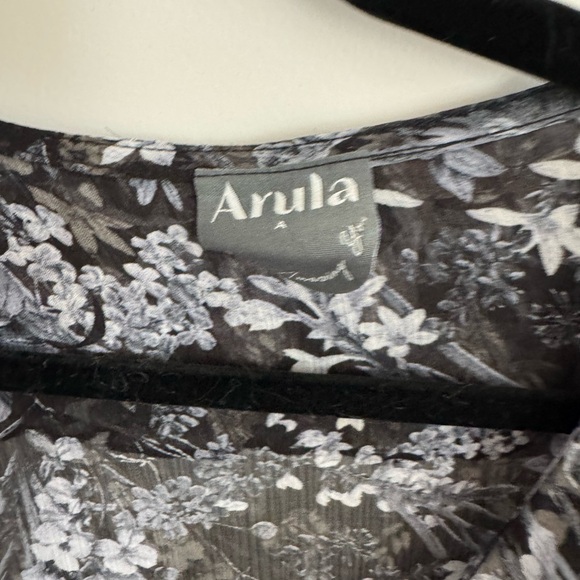 Gorgeous Arula Tie Front Floral Duster - Picture 3 of 3